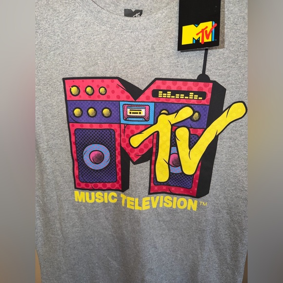 NWT MTV Retro Gray Logo T-Shirt - Picture 2 of 6